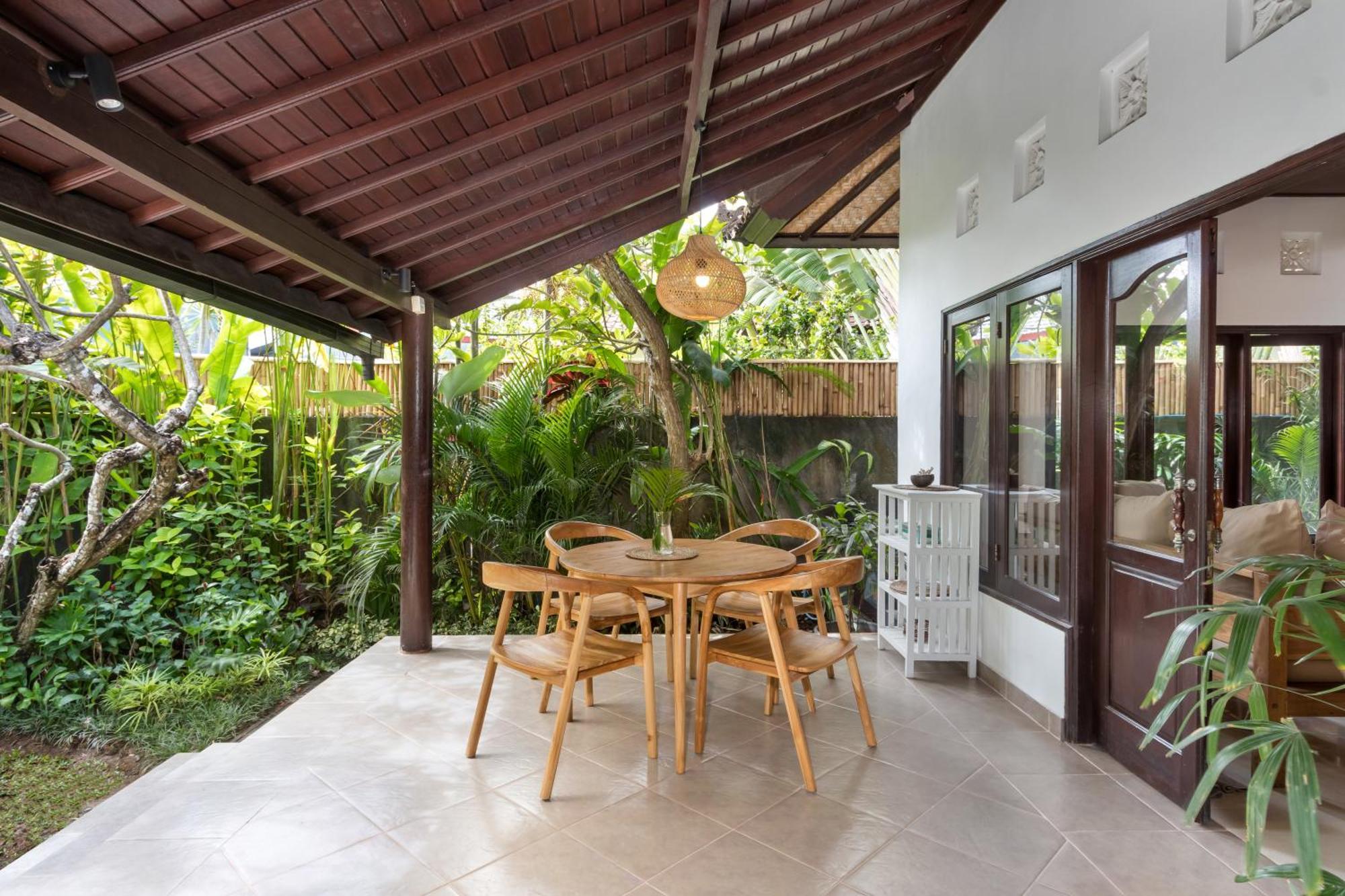 Twist And Shout Villa Seminyak  Exterior photo