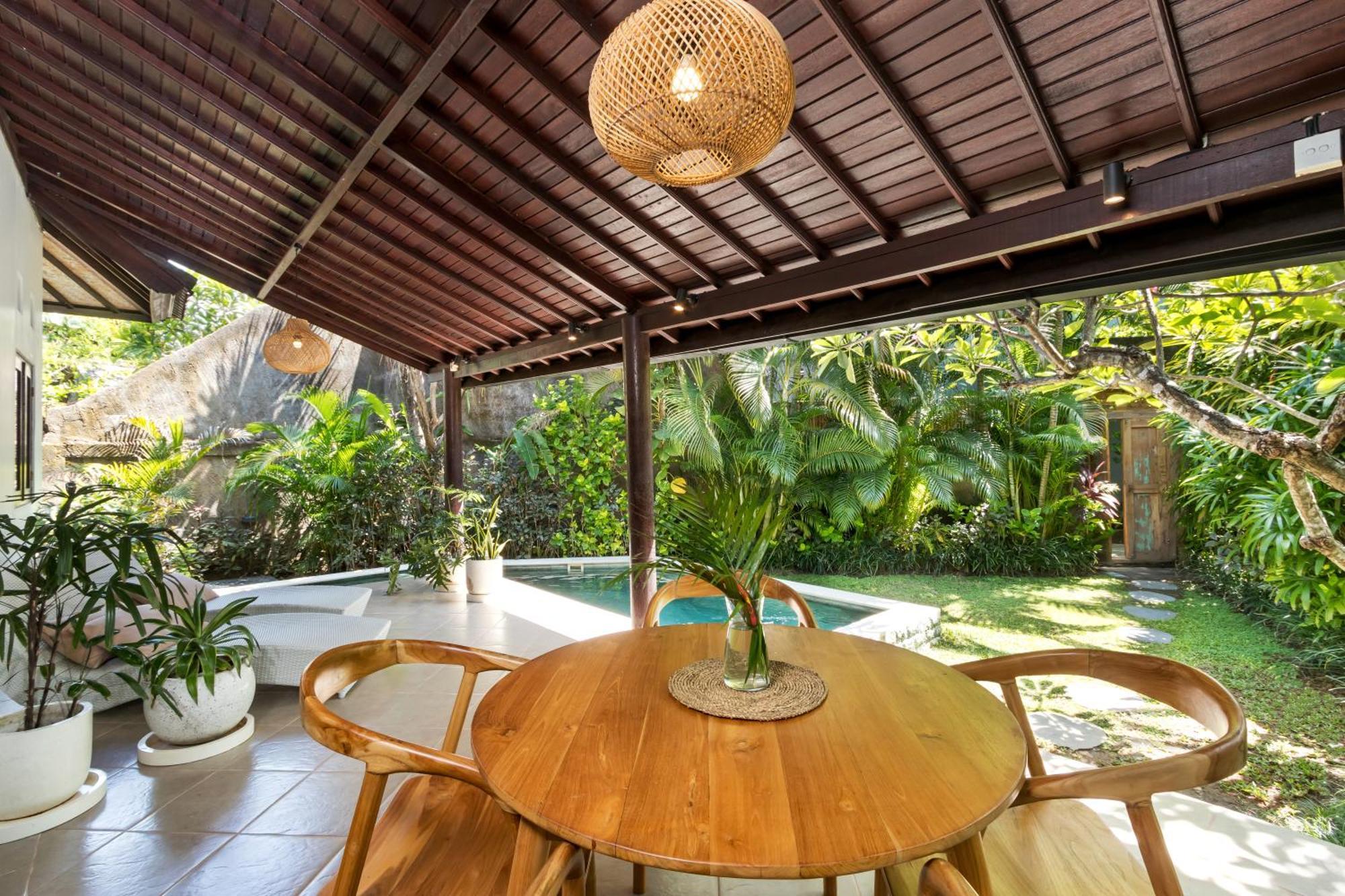 Twist And Shout Villa Seminyak  Exterior photo