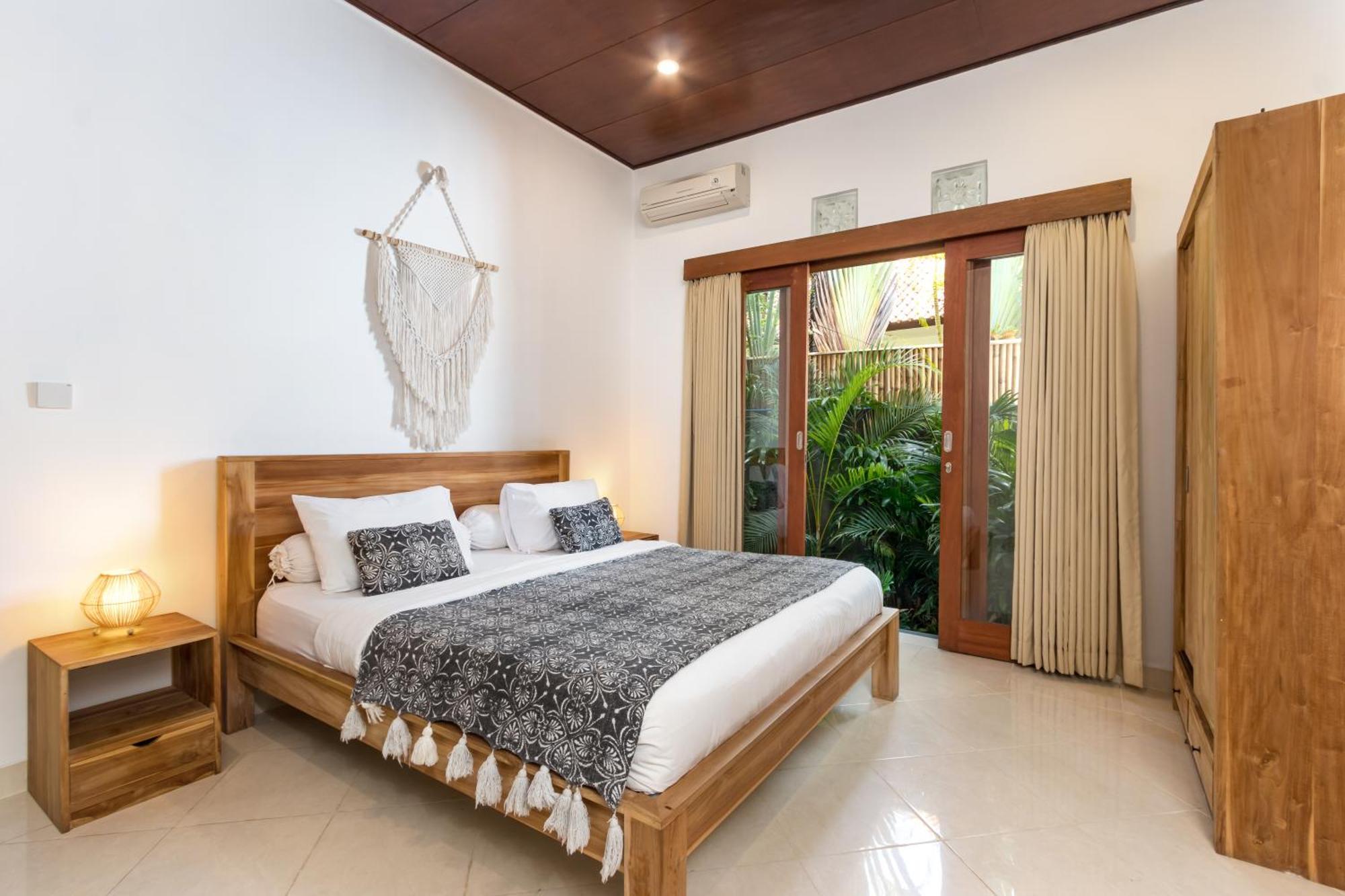 Twist And Shout Villa Seminyak  Exterior photo